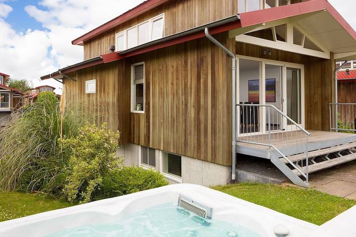 Ferienhaus für 8 Personen, mit Garten und Sauna, mit Haustier