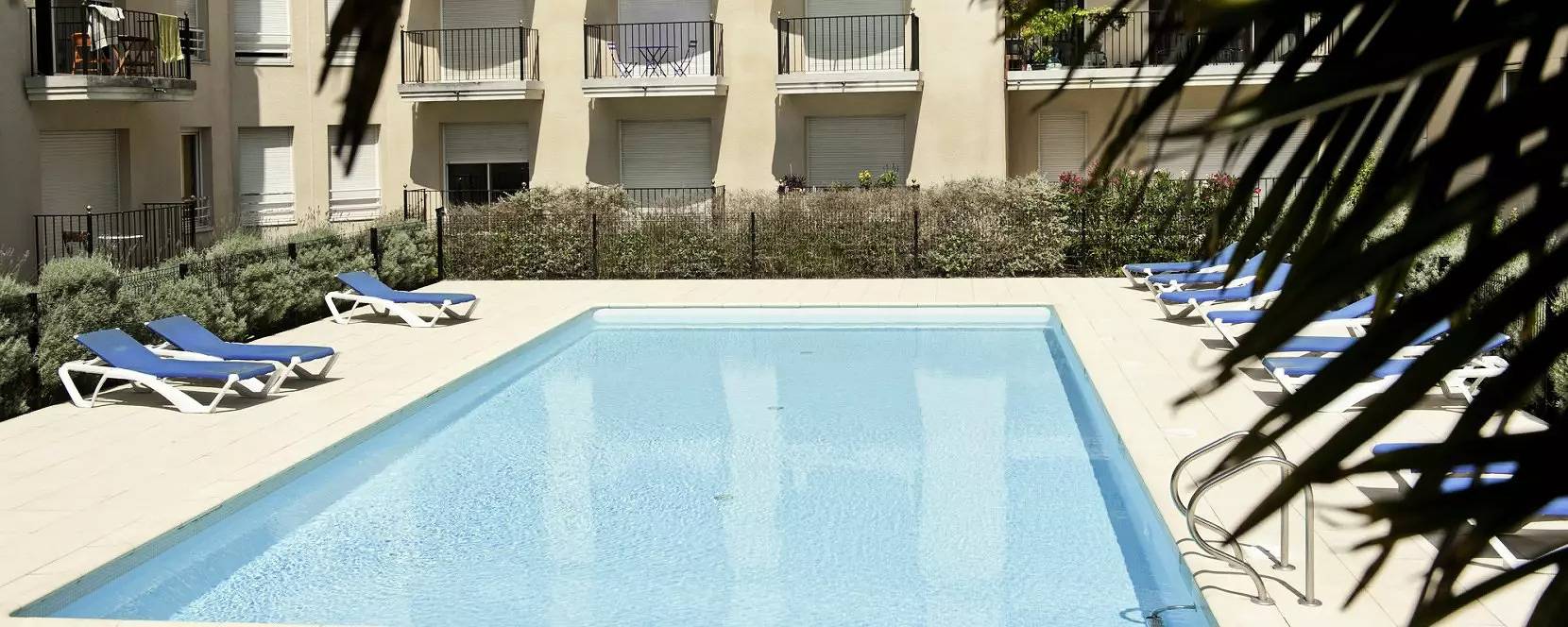 Entire studio, Studio 2 People in Bordeaux, Bordeaux region