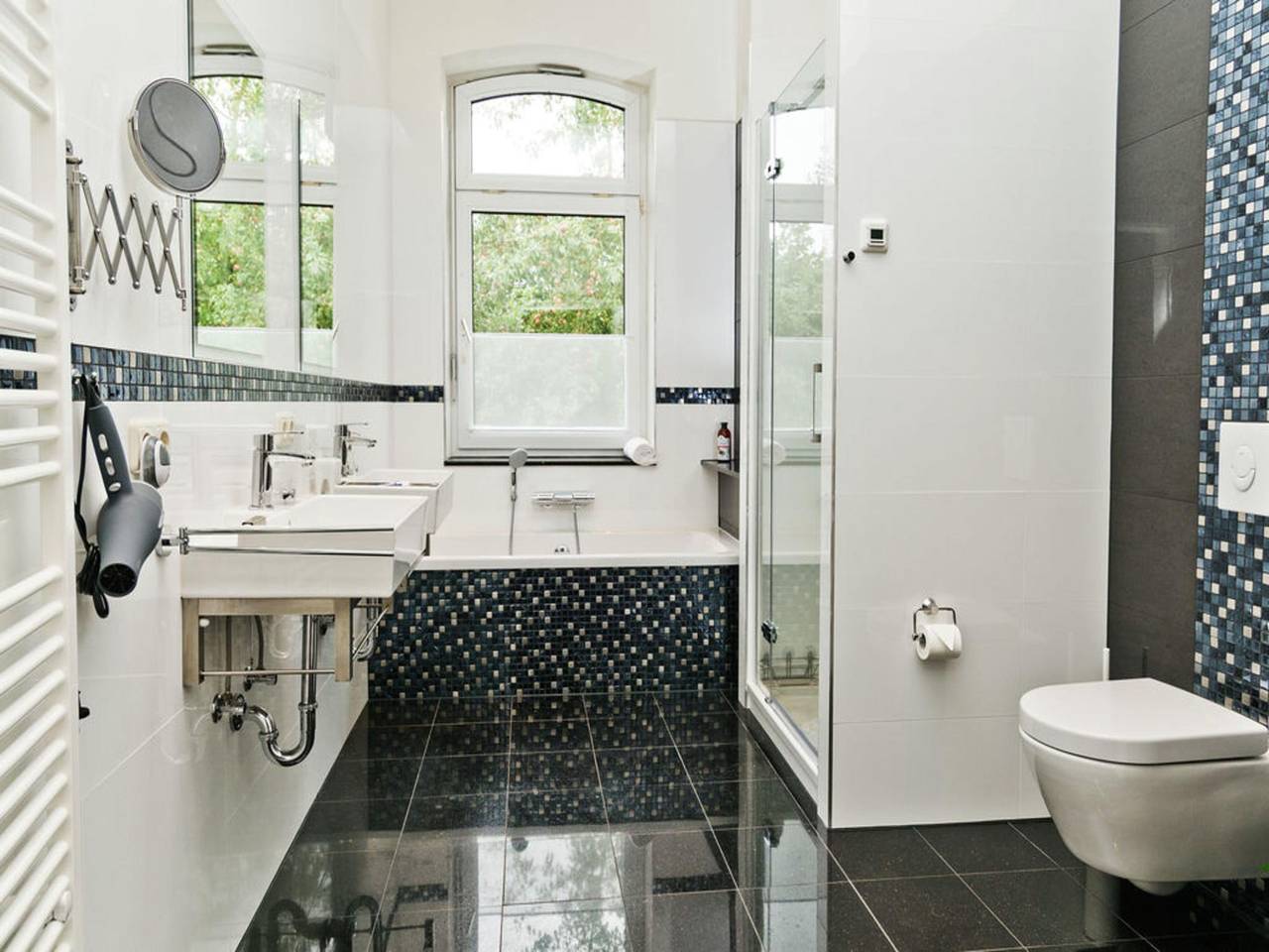 Group home in former school and rectory in Principado de Waldeck, Waldecker Land