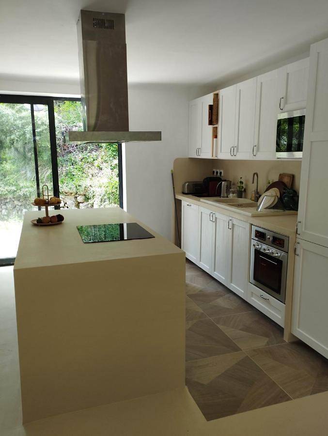 Location de vacances pour 7 personnes, avec jardin et piscine, animaux acceptés à Saint-Martin-de-Castillon - 4