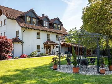 Vacation Rental for 4 Guests in Neufrach, Salem, Picture 1