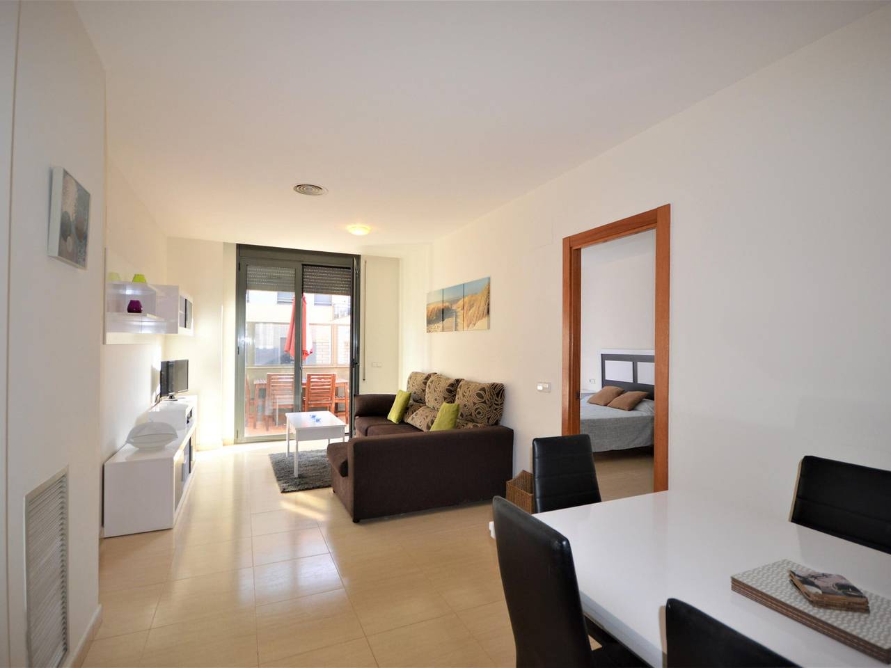 Ganze Wohnung, Charmante Wohnung mit Garten, Gemeinschaftspool und Klimaanlage, perfekt für Familien in Sant Pere Pescador, Oberampurien
