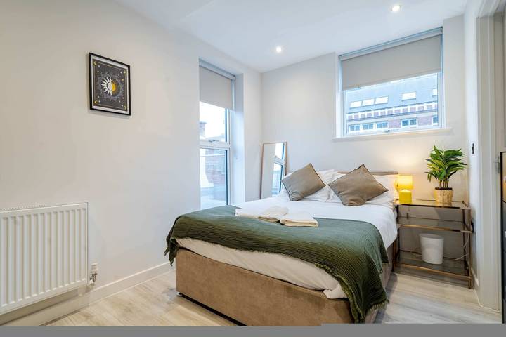 Apartment for 2 people, with terrace in Leeds