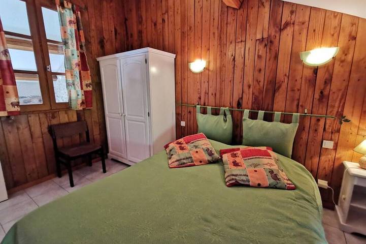 Location de vacances pour 5 personnes, avec jardin et piscine, animaux acceptés à Courniou - 3