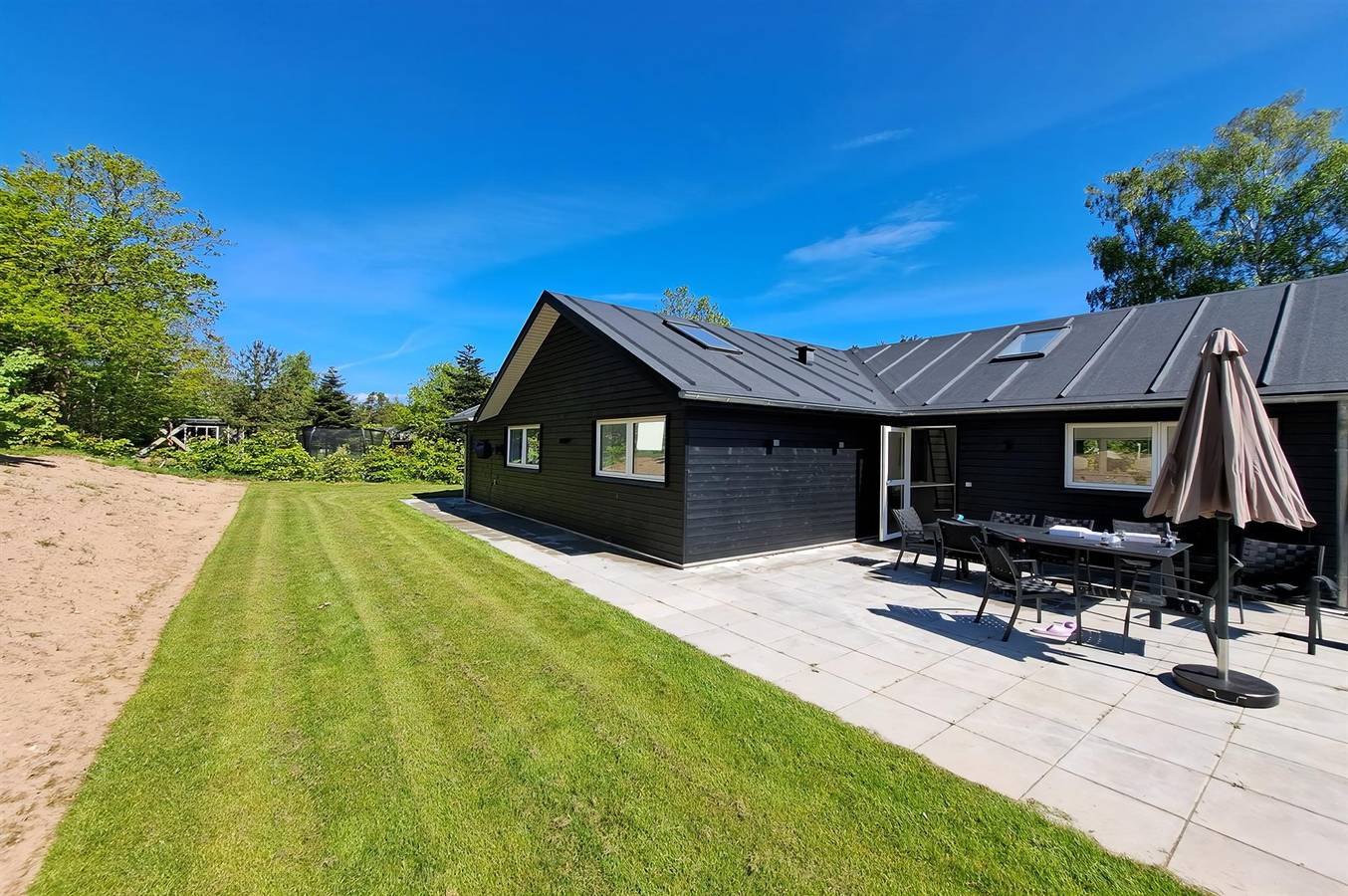 Pet friendly home in Knebel with Wifi in Dejret, Knebel