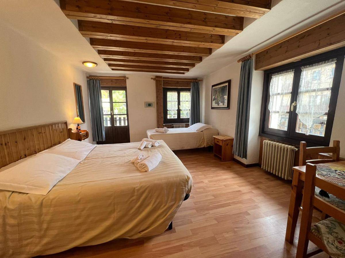 Hotel Sport Cafe in Sauze d'Oulx, Via Lattea