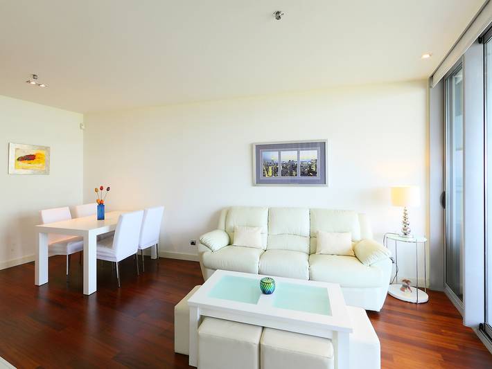 Ferienwohnung für 4 Personen, mit Terrasse und Garten in Barcelona - 2