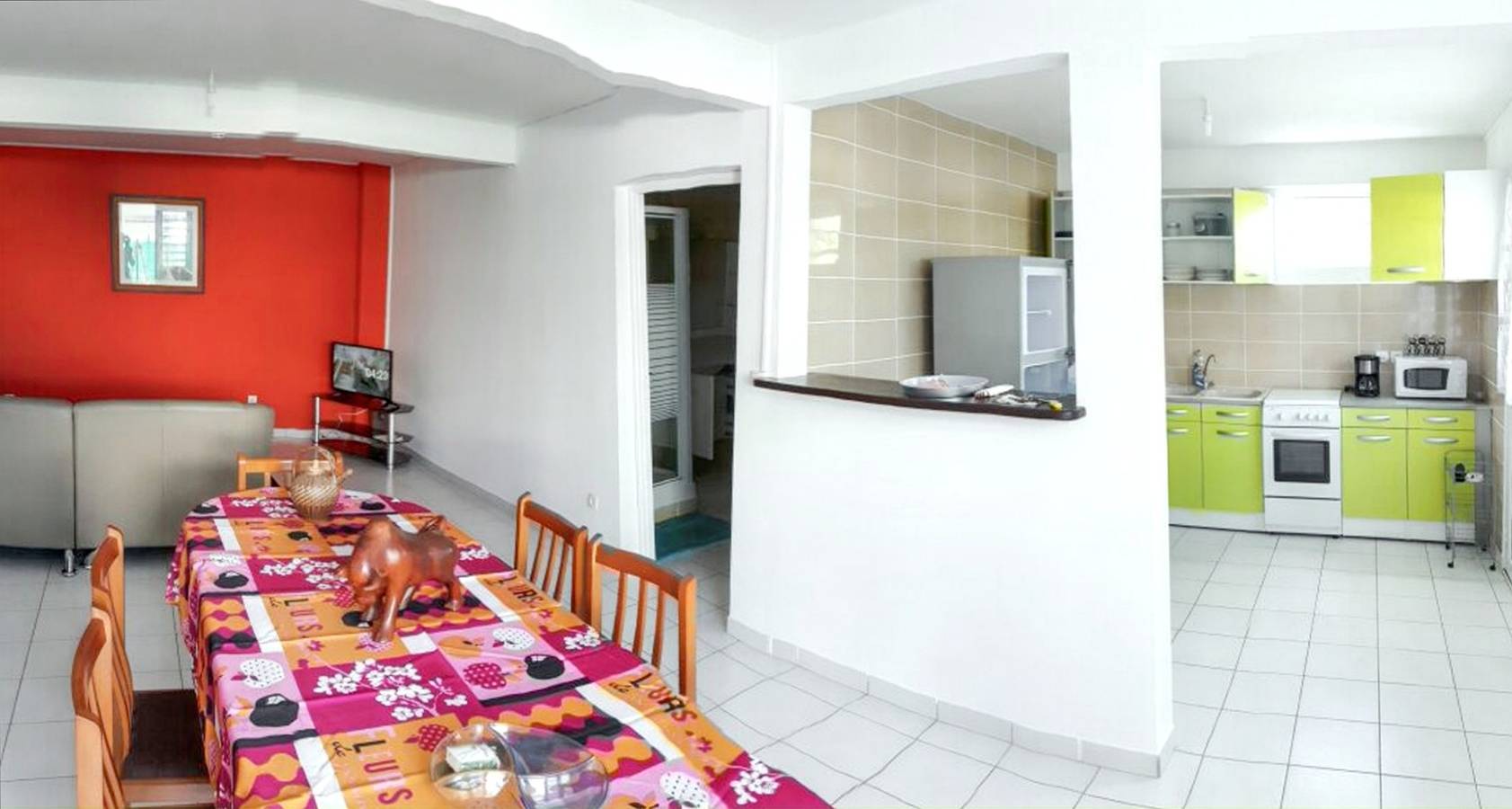 Entire apartment, Modern apartment in Ducos, ideal for 4 people, 75 m² in Dikos, Martinique