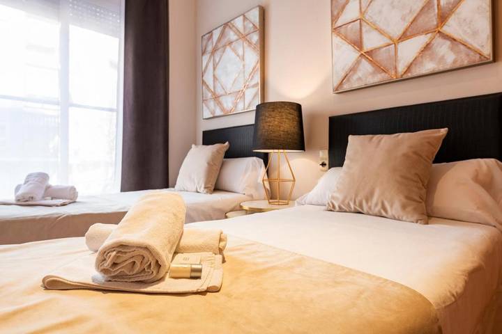 Apartamento de vacaciones para 8 personas, con terraza y vistas - 1