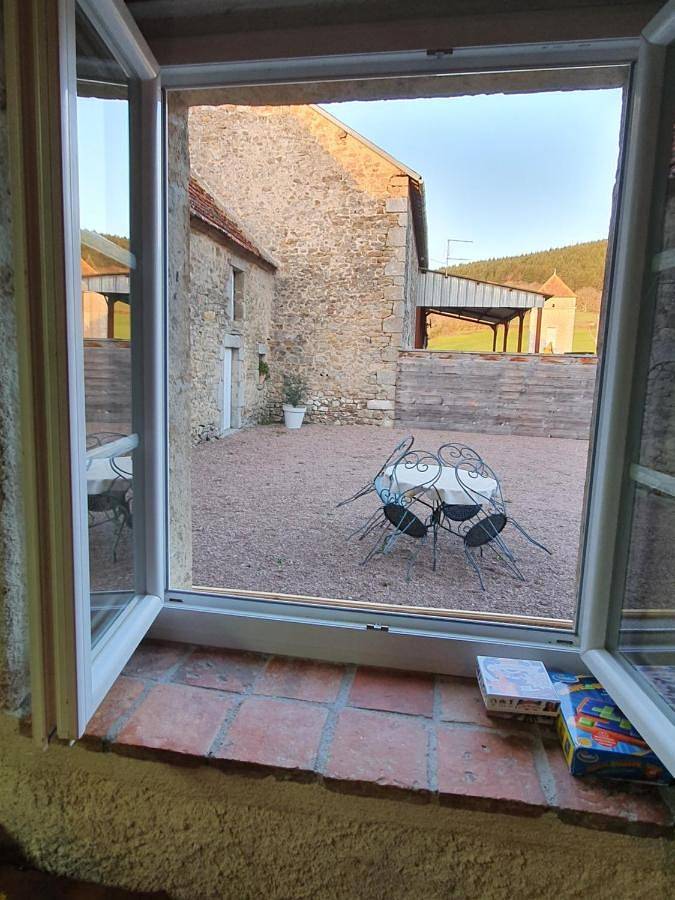 Location de vacances pour 4 personnes, avec jardin et vue, animaux acceptés à Lormes - 2