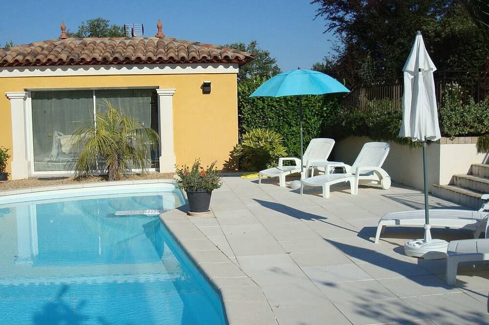 Casa de campo totalmente amueblada, en propiedad privada, tranquila. in Draguignan, Region de Draguignan