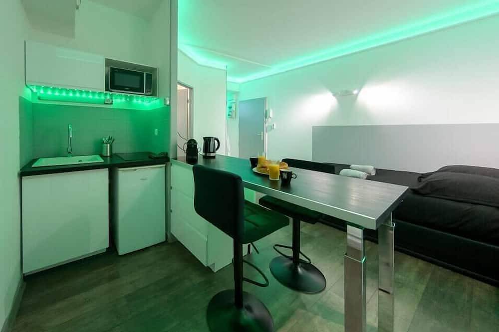 Entire apartment, Cocooning Room - Appart'Hôtel in Montbéliard, Doubs