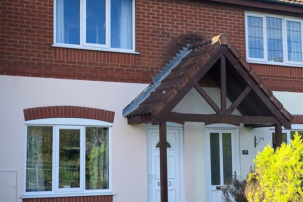 Mews House 5 mins walk the sea in Cleethorpes, Grimsby and Cleethorpes