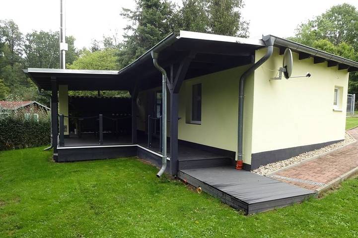 Ferienhaus für 2 Personen, mit Terrasse und Garten