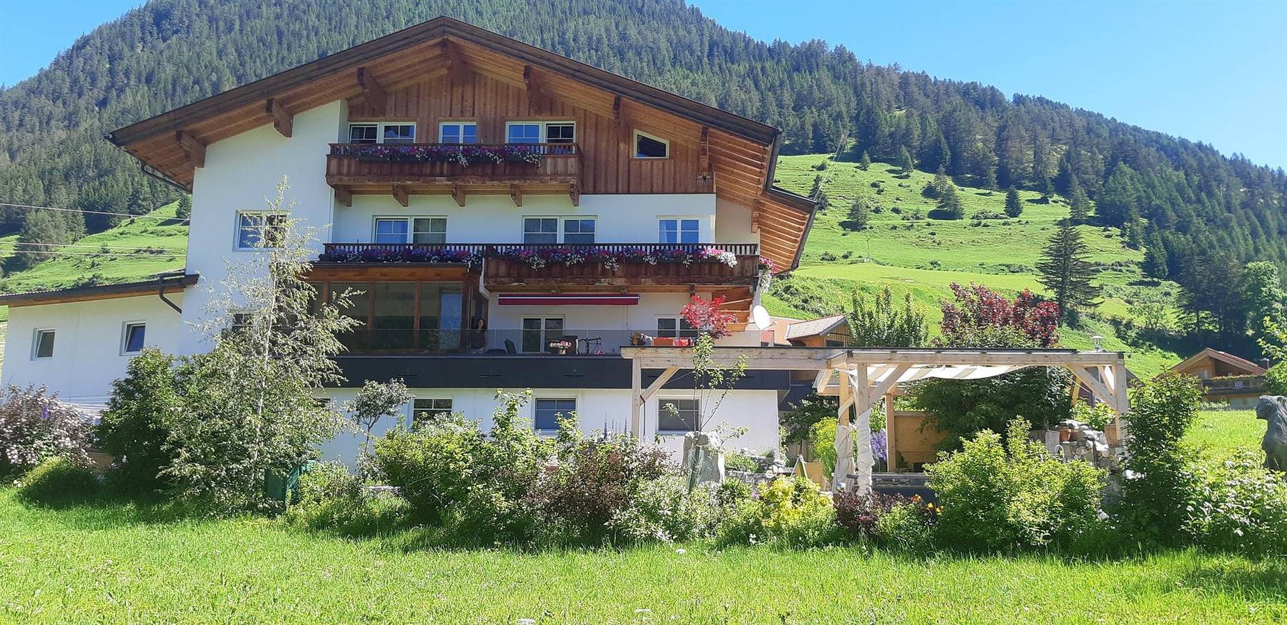 Ganze Ferienwohnung, Appartement 1 in Kals am Großglockner, Bezirk Lienz