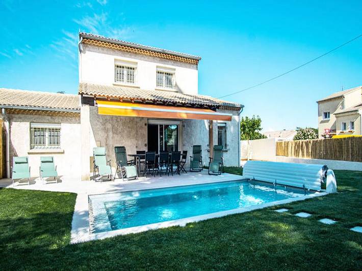 Appartement de vacances pour 8 personnes, avec jardin et piscine