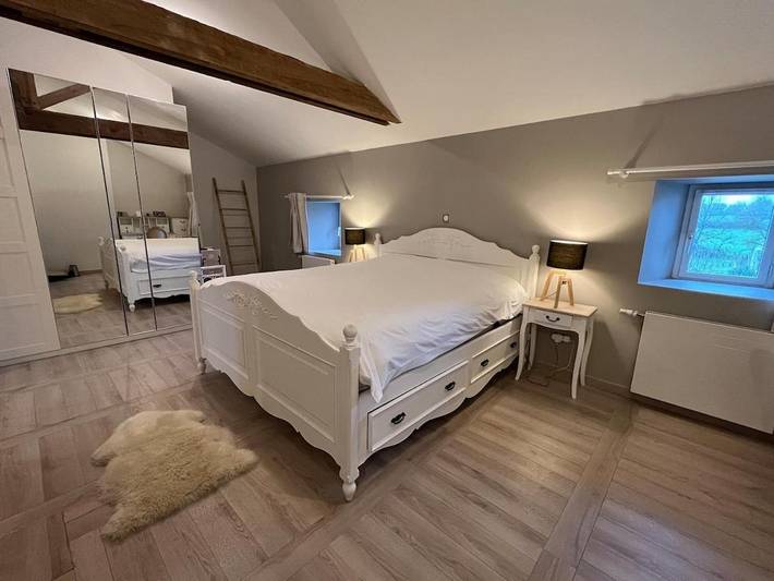 Location de vacances pour 12 personnes, avec terrasse et jardin à Saint-Laurent-sur-Sèvre - 2