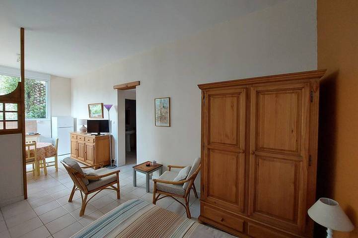 Gîte pour 2 personnes, avec piscine et jardin, animaux acceptés à Sommières - 2