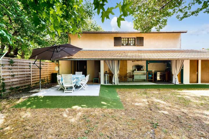 Chalet para 6 personas, con vistas y jardín - 1