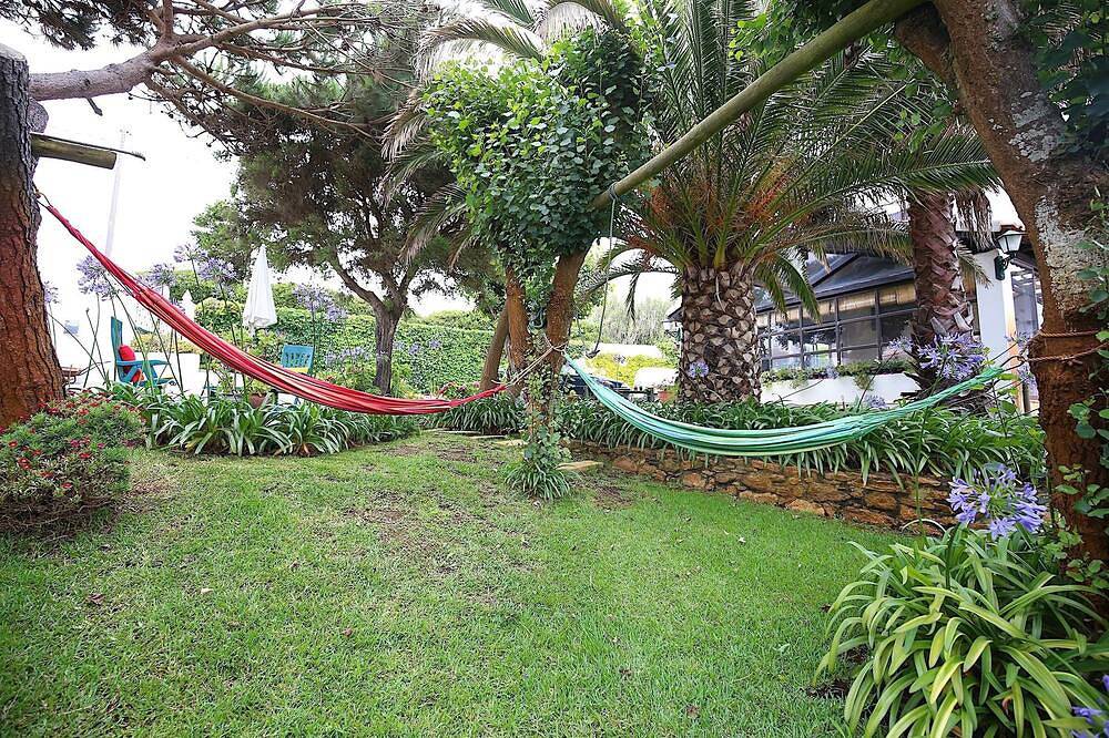 Opal Villa, Wifi, Garden in Praia dos Pescadores (Ericeira), Ericeira