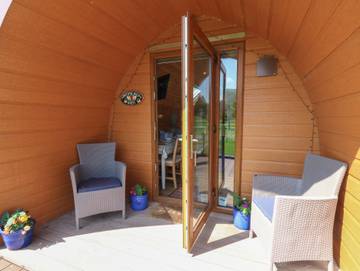 Hut for 2 People in Mid-Wales, Ceredigion, Photo 4