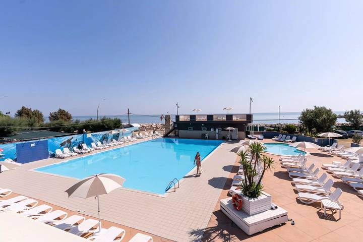 Camping für 4 Personen, mit Terrasse und Pool, mit Haustier in den Abruzzen - 3