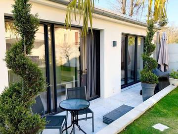 Gîte pour 2 personnes, avec terrasse à Villemomble