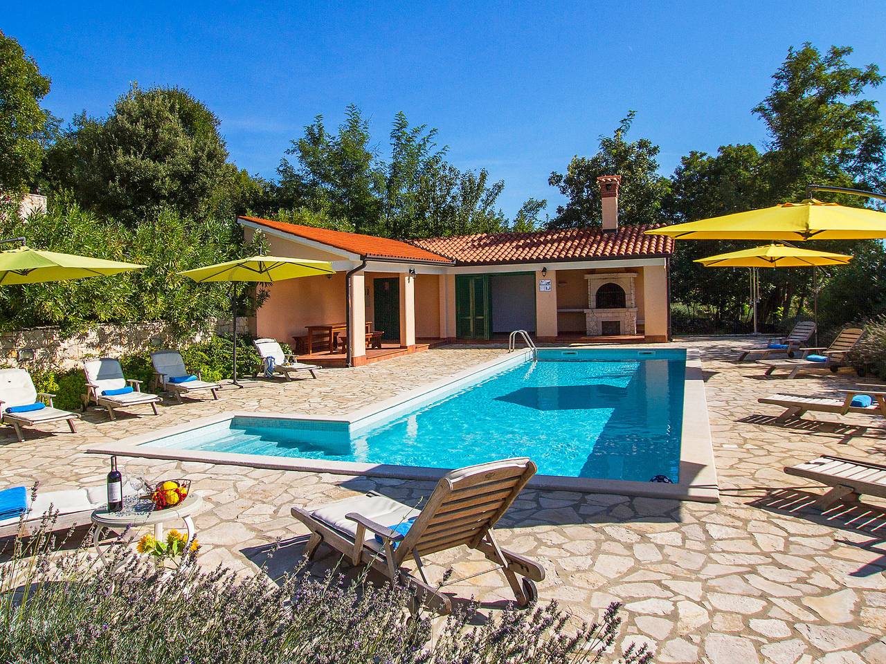 Casa vacanza a Arsia a partire da 214€ a notte