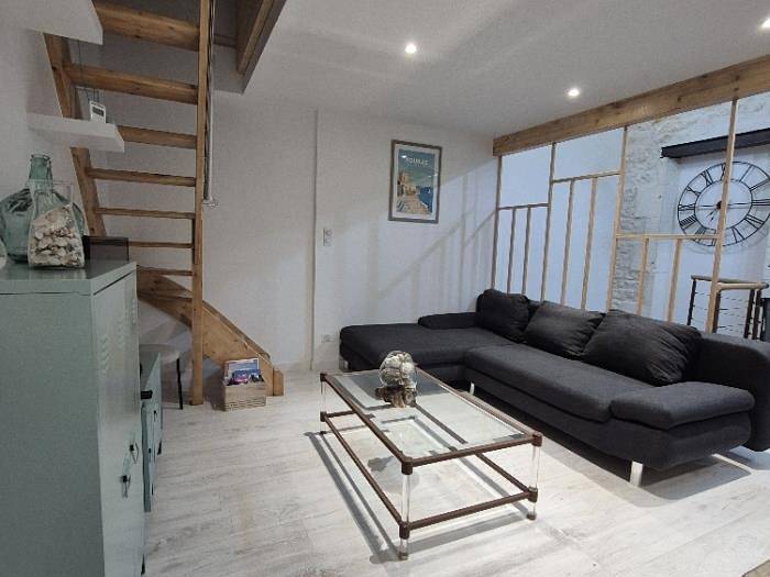 Old-world charm, modern & industrial style in Rochefort, Rochefort region