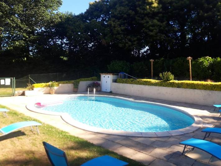 Location de vacances pour 6 personnes, avec Terrasse et Jardin ainsi que Bassin pour enfant et Piscine à Langoëlan - 2