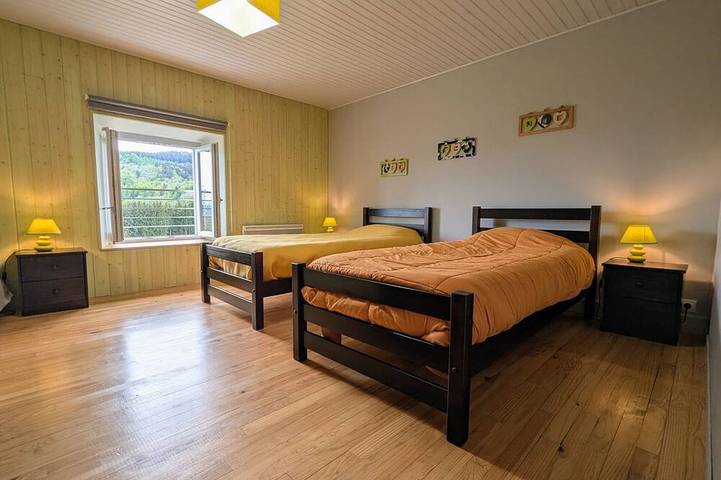 Gîte pour 5 personnes, avec jardin, animaux acceptés à Saulxures-sur-Moselotte - 4