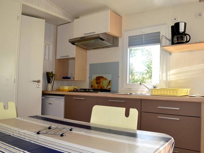 Mobil home pour 4 personnes, avec terrasse et piscine, animaux acceptés à Junas - 2