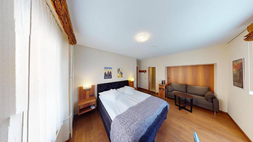 Hôtel pour 4 personnes, avec vue et terrasse dans Brigue - 2