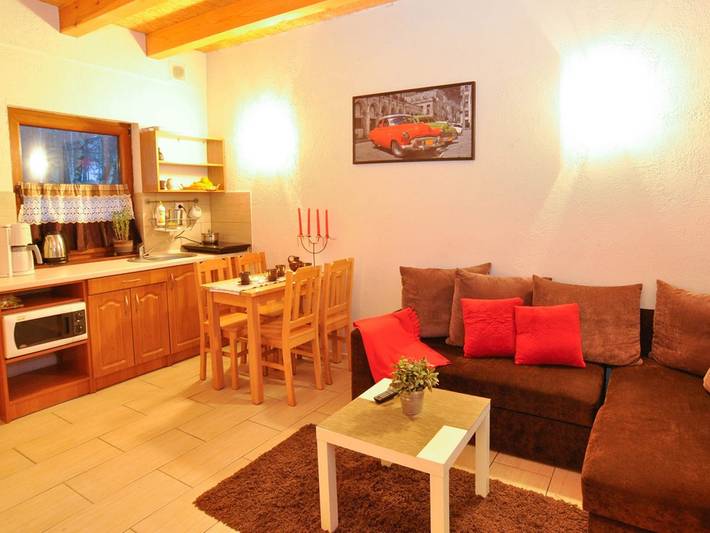 Gemütliches Ferienhaus in Gleznowo in Seenähe in Bobolin, Powiat Sławieński
