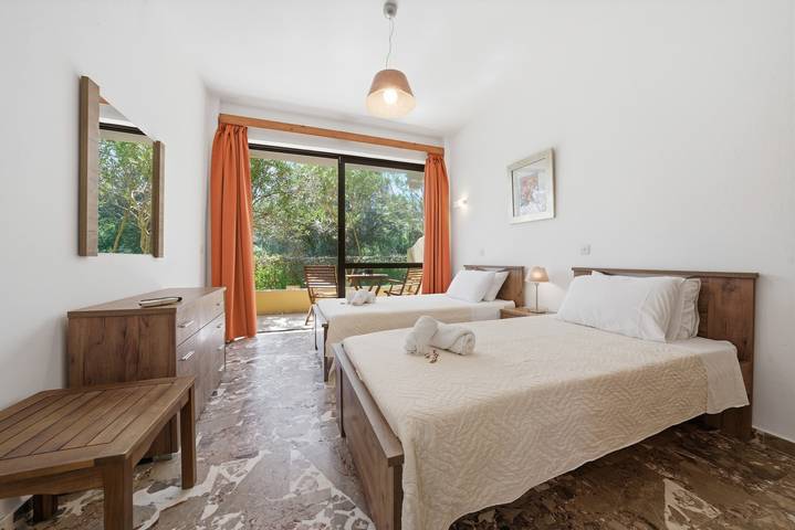 Studio für 2 Personen, mit Garten in Griechenland