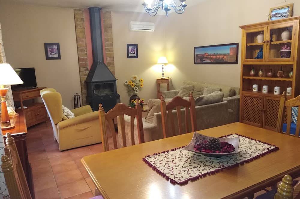 Chalet in den Bergen 10 Minuten von Cordoba in Cordoba, Córdoba Provinz