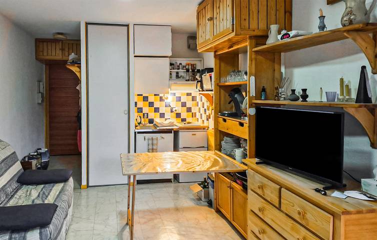 Apartamento vacacional entero, Acogedor apartamento cerca del lago de Fabrèges y de un restaurante — ¡Aparcamiento incluido! in Station d'Artouste, Laruns