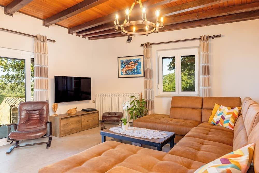 Villa Valentina Luxusurlaub fur 8+1 Personen mit Xxl Beheizter Pool & Whirlpool in Bribir, Primorje-Gorski Kotar