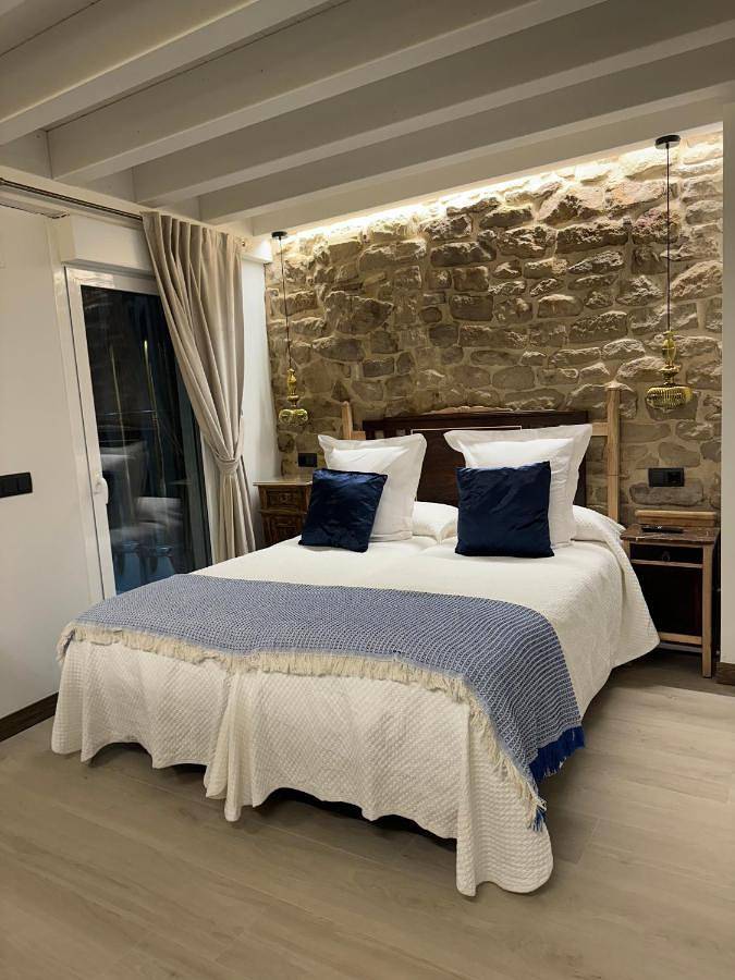 Casa rural para 6 personas, con Balcón además de Terraza y Vistas en Laguardia