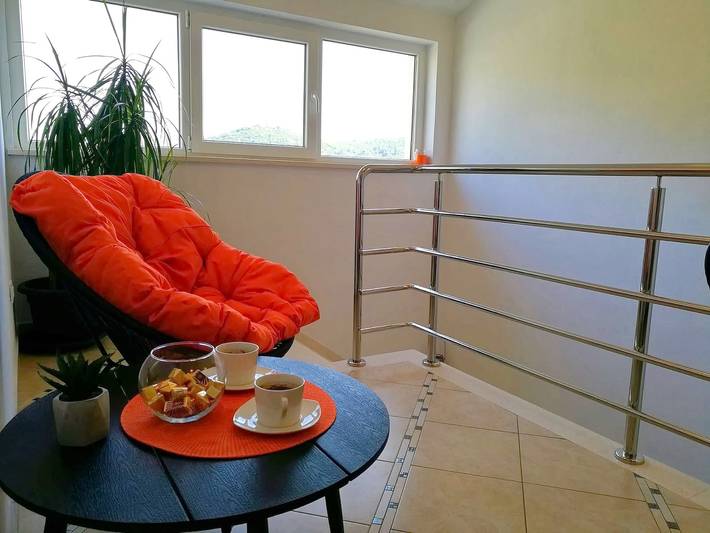 Gîte pour 6 personnes, avec balcon ainsi que jardin et vue sur l’océan à Slano - 2