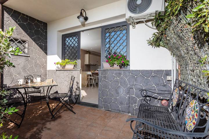 Appartement 'Appartamento Etna' avec vue sur les montagnes, Wi-Fi et climatisation in Trecastagni, Etna