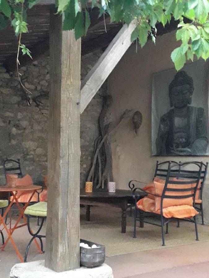 Location de vacances pour 8 personnes, avec piscine ainsi que vue et jardin, animaux acceptés à Puimisson - 2