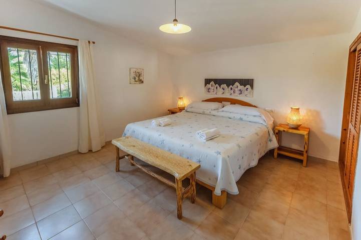 Villa für 4 Personen, mit Garten und Whirlpool auf Ibiza - 3