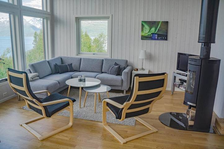 Ferienhaus für 4 Personen, mit Seeblick und Ausblick sowie Garten in Lyngen - 3