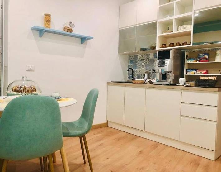 Entire holiday apartment, Holiday apartment for 2 people with balcony in Spiaggia di Levante, Rodi