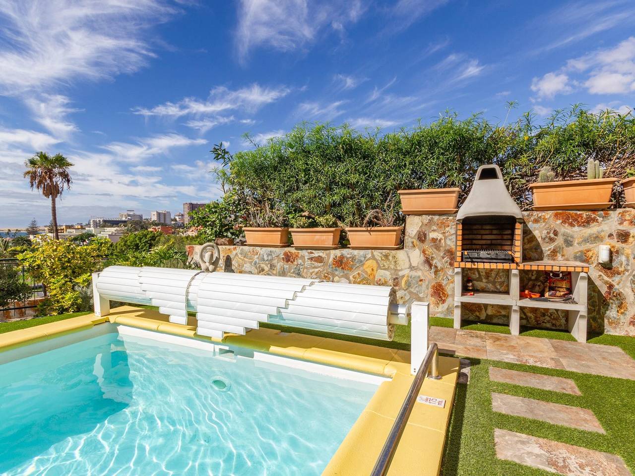 Sea Edge Friendly Holiday Home in San Agustín , San Bartolomé de Tirajana