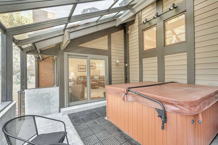 Vacation rental for 9 people, with hot tub in Cottonwood Heights