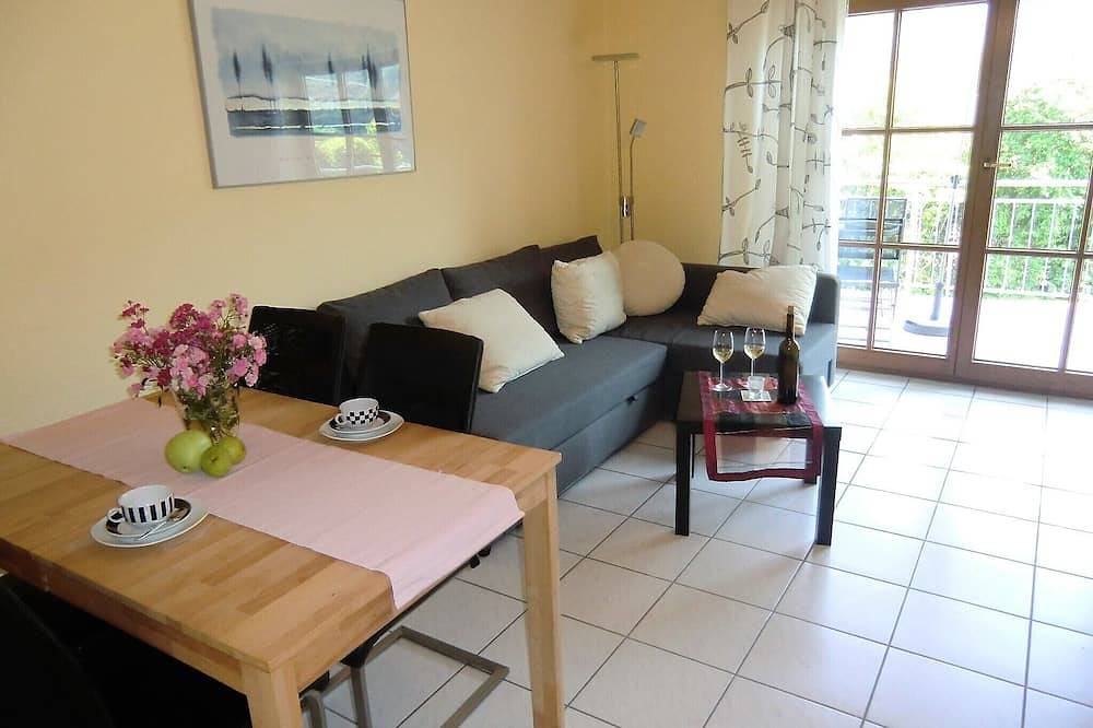 Ganze Wohnung, Traumhafte Ferienwohnung mit Moselblick in Pölich, Moseleifel