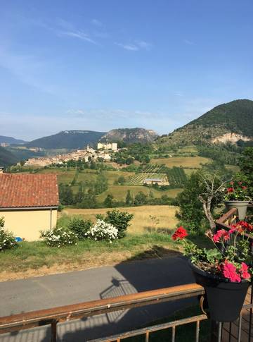 Gîte pour 2 personnes, avec terrasse dans l' Aveyron