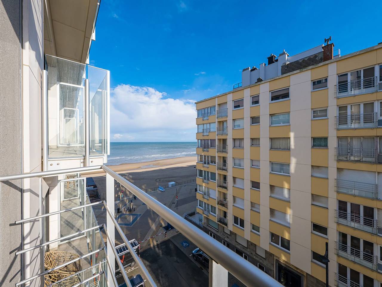 Ganze Wohnung, Wohnung nahe Zeedijk mit Meerblick in Middelkerke, Belgische Küste